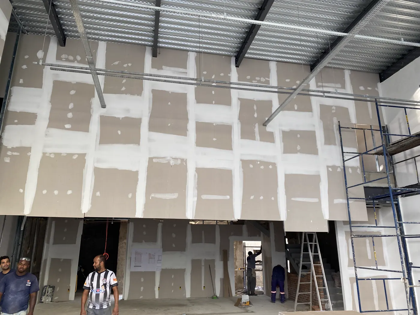 Drywall em pé-direito duplo